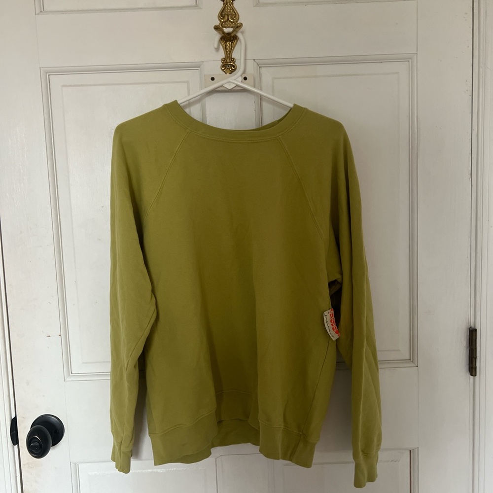 Green Free People Crewneck NWT 💚💚